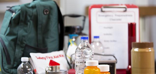 Image of items in an emergency kit